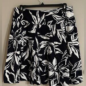 Vintage Chaps Black and White Floral A-Line Skirt